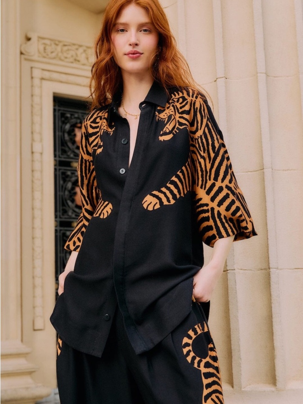 FARM Rio Black Roaring Tigers Long Sleeve Shirt Size XS NWT - Picture 2 of 16